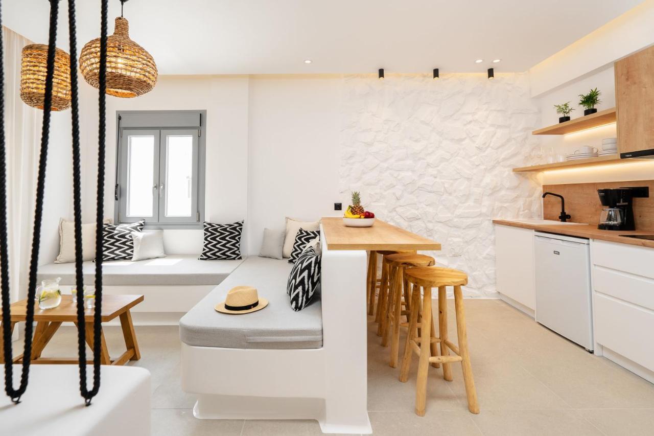 Elvirtus Suites Naxos City Exterior foto